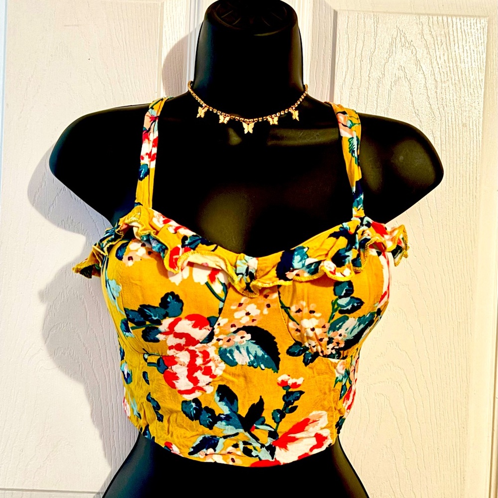 Cropped Floral 🌼 Top